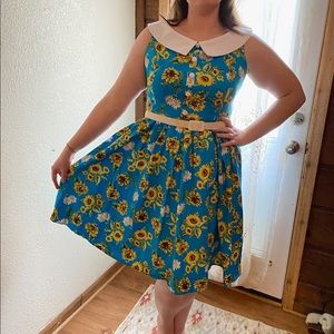 Hell Bunny Vixen-blue sunflowers-like new